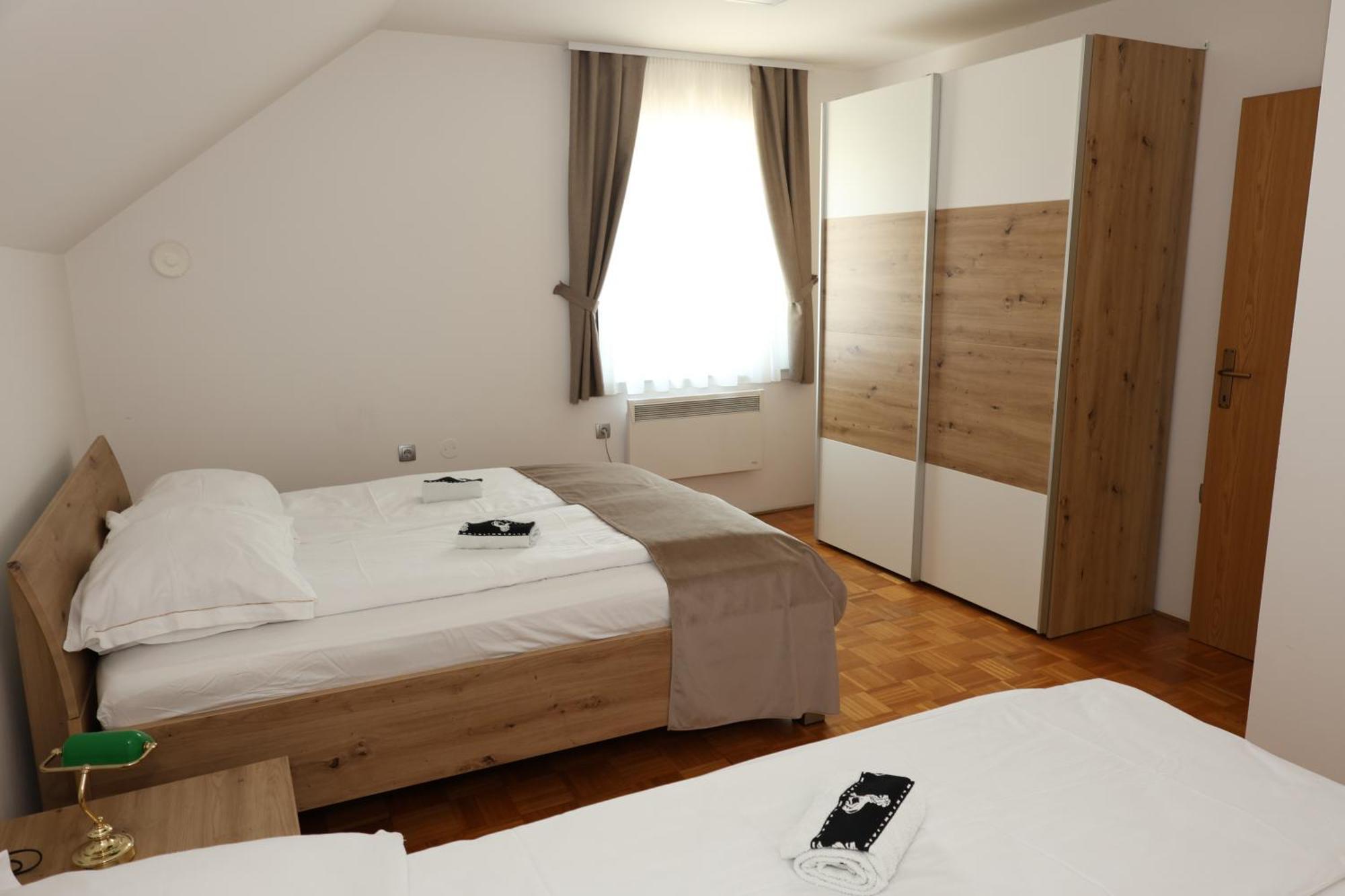 Apartments Vila Leska Zgornji Leskovec Exterior photo